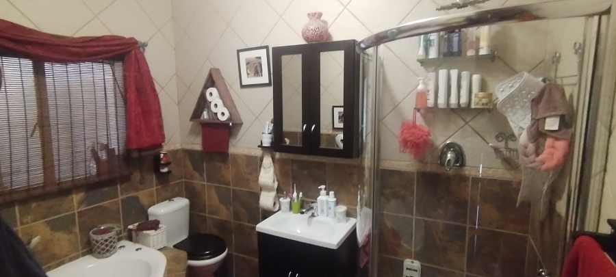 4 Bedroom Property for Sale in Harmony Free State